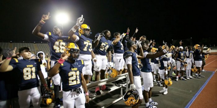 LHS-FootballPostgame10-25